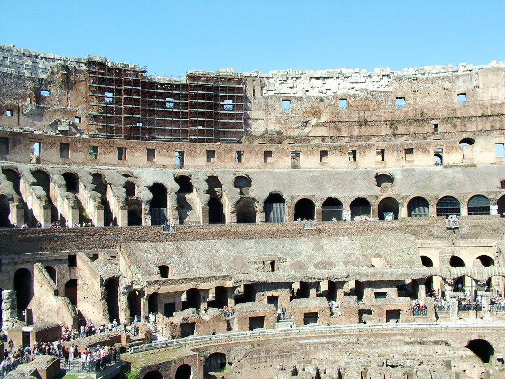DSCF1997_Rome_Colosseum.jpg