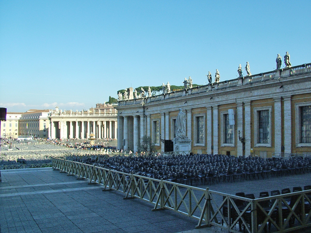 DSCF2112_Rome_StPetersBasilica.jpg